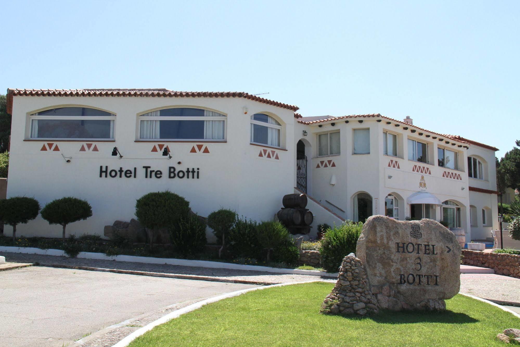Hotel 3 Botti Baja Sardinia Exterior foto