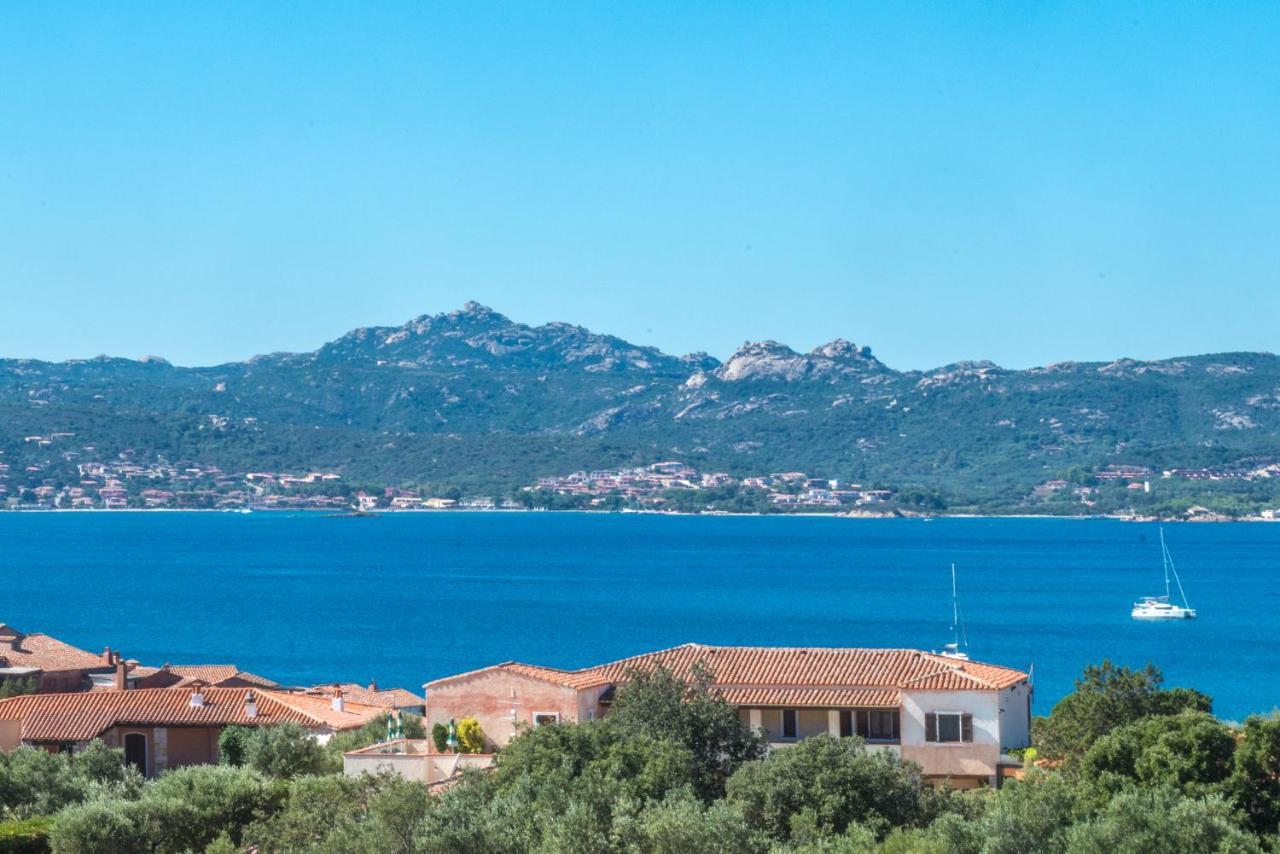 Hotel 3 Botti Baja Sardinia Exterior foto